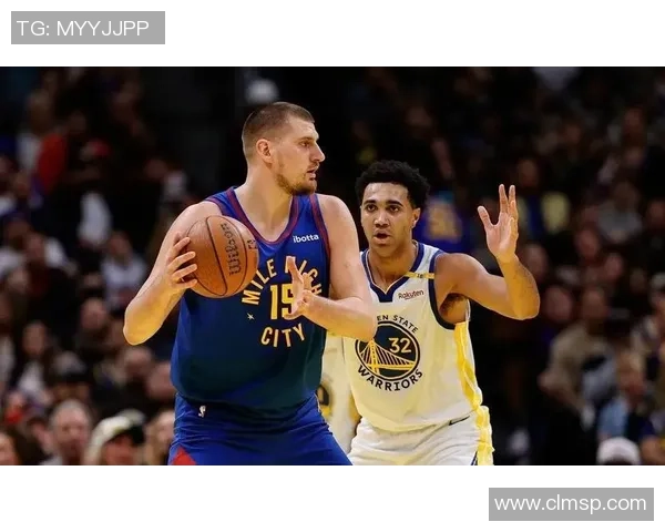 勇士与掘金激战正酣 谁能在西部巅峰对决中脱颖而出 勇士与掘金激战正酣 谁能在西部巅峰对决中脱颖而出