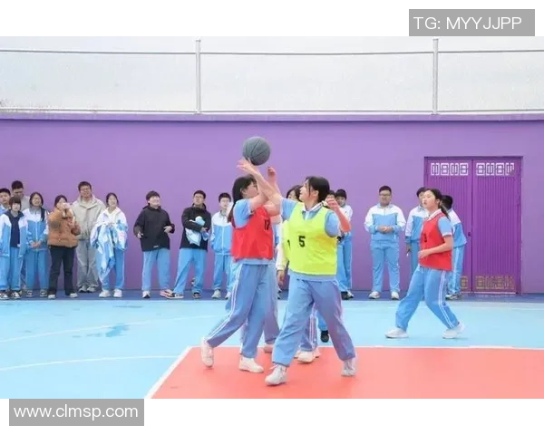 篮球点燃青春梦想让激情与团队精神在赛场上尽情绽放